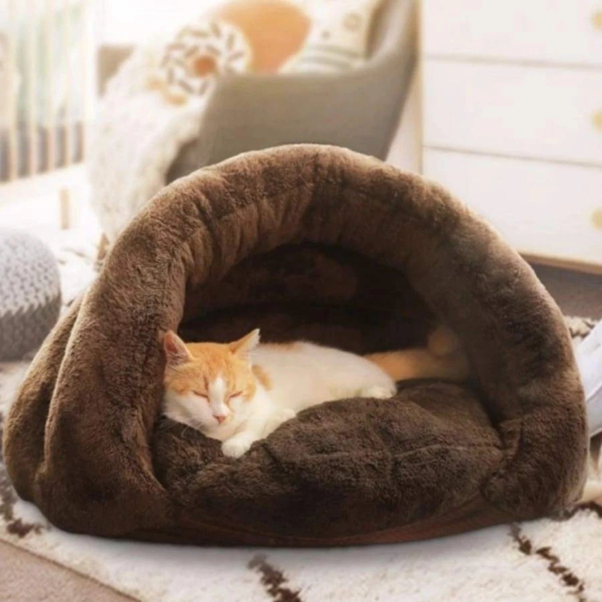 Purrfect.cat-cosy-heated-cat-bed-best-beds-cave_104_1024x1024@2x (1)